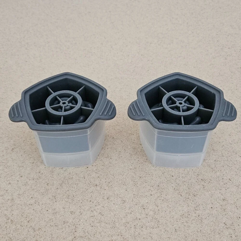 RARE 2 TOVOLO ROSE FLOWER FLORAL ANNIVERSARY WEDDING ICE CUBE MOLD SLOW MELTING
